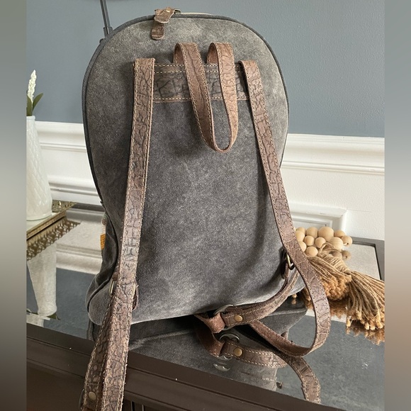 Myra Bag Absol Leather Backpack NWOT - Picture 3 of 7